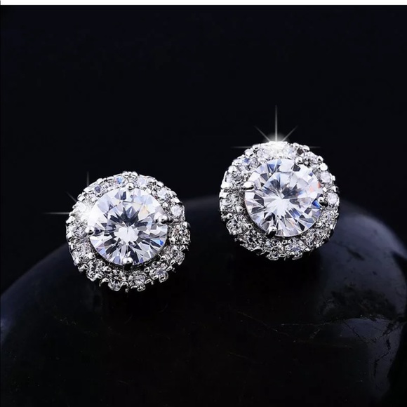 Jewelry - New Shine Stud 925 Silver White Sapphire earrings